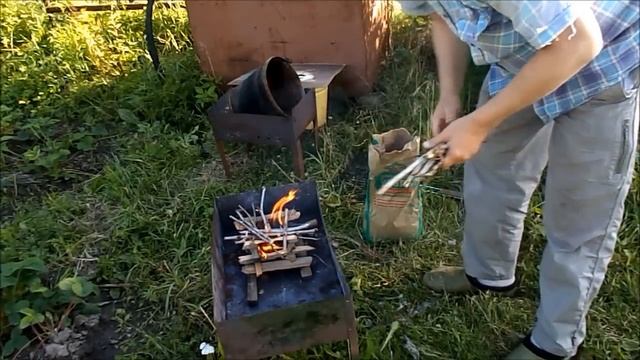 Как разжечь угли для мангала