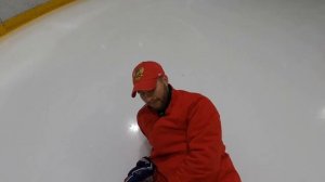 КАК НАУЧИТЬСЯ ТОРМОЗИТЬ НА КОНЬКАХ?! | КАК ТОРМОЗИТЬ НА КОНЬКАХ | ТОРМОЗ В ОДНУ ЛИНИЮ