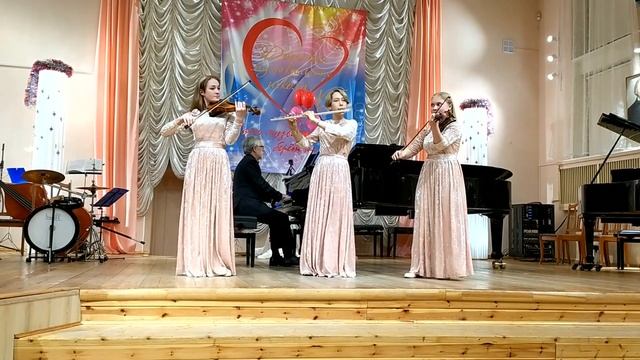 М.Шмитц "Весёлое настроение" исп.  ансамбль  MUSIC SMILE, концертмейстер Рябко Андрей Михайлович.