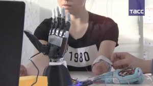 Российский инженер создал уникальную бионическую руку