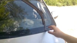 Замена дворников лобового стекла