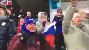 Эмоции Елены Вяльбе во время женского спринта на Олимпиаде 2018.