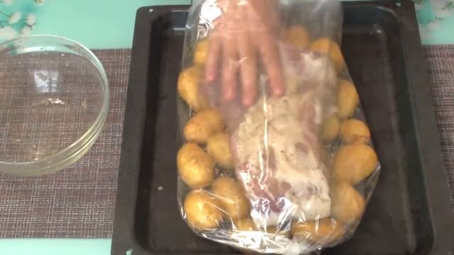 Буженина с картофелем по деревенски. Мясо запеченное в духовке.  Невероятно нежное. Вкусное. Сочное