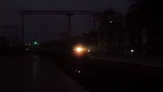 IRFCA - 19024- Firozpur Mumbai Janata Express passing through Dahisar. смотреть онлайн