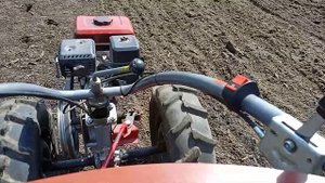 Мотоблок Мобил к с бороной