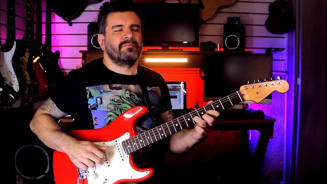 "Fender Usa" X "Fender México" - Muita Diferença no Som? - Você Precisa Assistir!!! смотреть онлайн