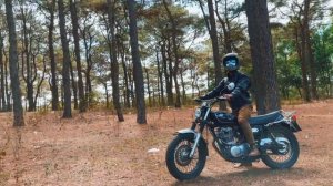 Tracker man, suzuki grasstracker, yamaha SR400,