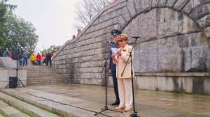 Выступление Посла России в Болгарии Э.В.Митрофановой у памятника "Алеша" в Пловдиве (9 мая 2024 г.)