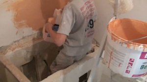 грунтуем стены перед плиткой