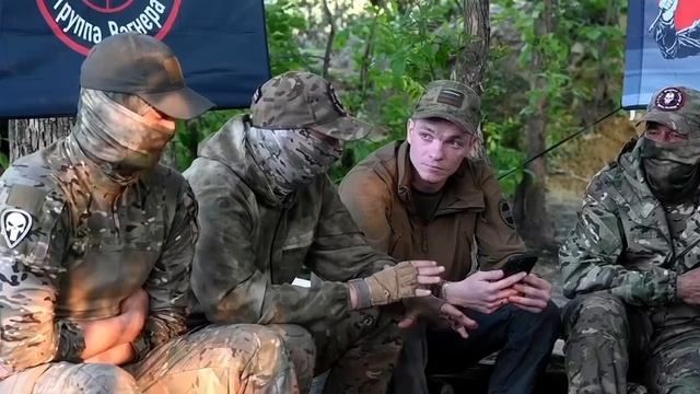 Интервью со штурмовиками ЧВК «Вагнер». смотреть онлайн