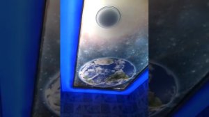 Двухуровневый натяжной потолок с фото земли в космосе и LED RGB подсветка периметра