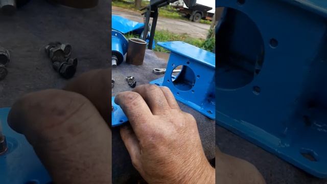 Самодельный угловой редуктор,для мотособак, снегоходов и прочей техники. смотреть онлайн