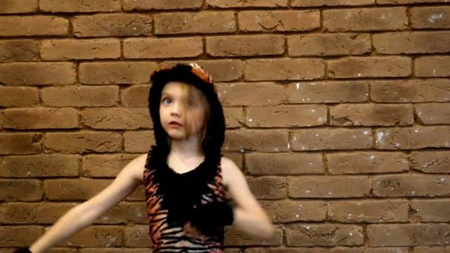 Костюм тигра смотреть онлайн