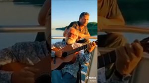 В дом ко мне вошла без стука скука...