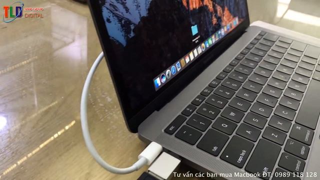 Macbook Pro Retina 13,3 inch Rẻ Nhất Bán Chạy Nhất Của Apple 2018 смотреть онлайн