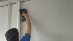 Поклейка обоев вертикальным рулоном