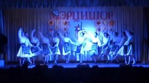 Молдавский танец "Хора Фетелор" (девичий хоровод)