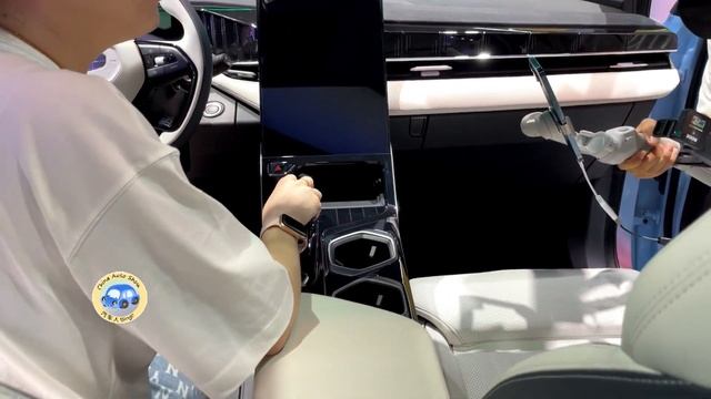 2023 Geely Boyue L Hi-F Hybrid FirstLook Walkaround—2022 Chengdu Motor Show—2023款吉利博越L Hi-F，外观内饰实拍 смотреть онлайн