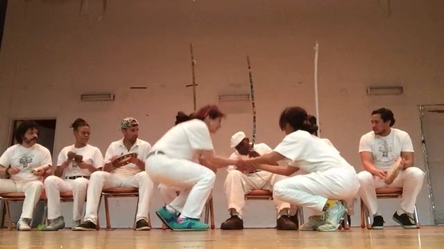 Capoeira Angola Center of Mestre Joåo Grande presentation at NYC school for 500 kids! смотреть онлайн