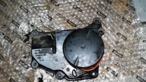 ?Wolsvagen Polo плавают обороты двигателя, троит, дымит, из выхлопной течёт масло ?