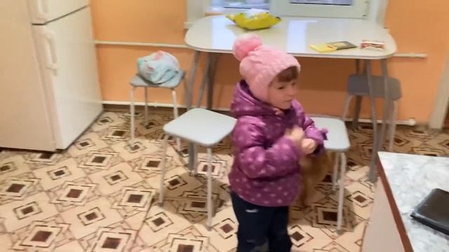 Подарок от подписчицы. Делаем уроки. Поеду налево. смотреть онлайн