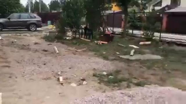 Отмостка дома ,утеплённая отмостка,скрытая ливневая система ,дождеприёмники