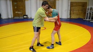 ВЫХОД ЗА СПИНУ-НЫРОК /  OUTPUT BACK-DIVE