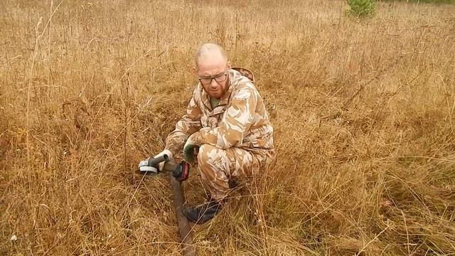 Полоса белая, полоса чёрная. Увели из под носа наклонный транспортёр, но я нашёл не копанное место. смотреть онлайн