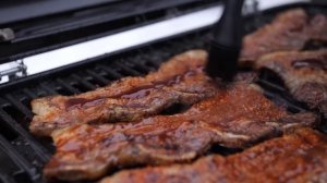 КАЛЬБИ, говяжьи рёбрышки в глазури на газовом гриле Weber traveler