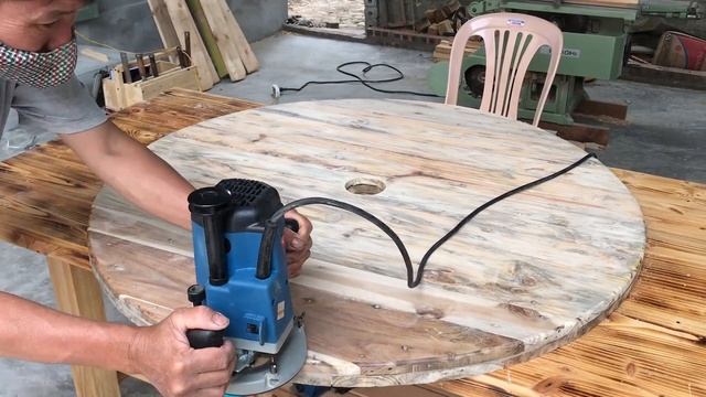 Build Outdoor Coffee Table From Wooden Cable Coil Discarded // Amazing Ideas Woodworking Project! смотреть онлайн