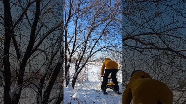 покатушки на снегокате#снегокат#зима#трюки трюки на скейте трюки на самокате трюки на BMX# трюки
