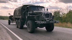 Минобороны РФ сообщает о переброске бронетехники и личного состава на Харьковское направление