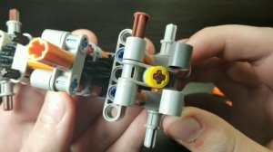 МАЛЕНЬКАЯ И ПРИКОЛЬНАЯ МАШИНКА ИЗ LEGO TECHNIC