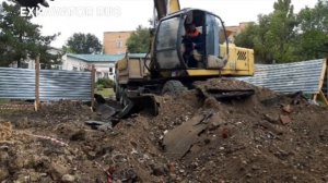 ЭКСКАВАТОР ЕК 18-20 ТВЭКС, РАБОТАЕМ В СОСЕДНЕМ ГОРОДЕ В ПАРЕ С САМОСВАЛОМ