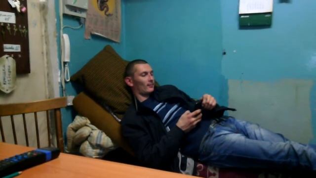 Вот так работают механики по ремонту лифтов в Нижнем Тагиле!! смотреть онлайн