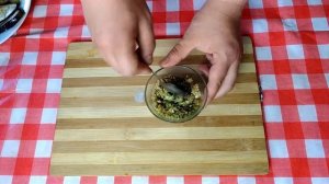 Баклажаны фаршированые ореховой пастой