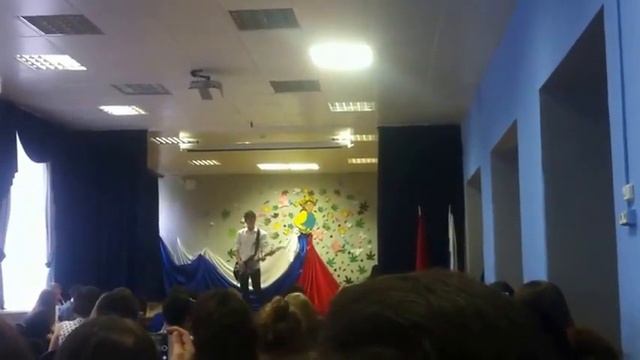 Играю на басухе смотреть онлайн