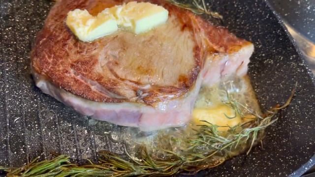 Мясо. Мраморная говядина Рибай
