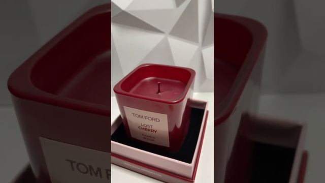 Ароматическая свеча Tom Ford lost cherry