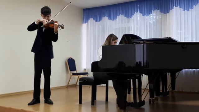 Ф.Крейслер Прелюдия и аллегро, в стиле Г.Пуньяни, 2 отрывок смотреть онлайн