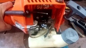 Бензокоса Oleo Mac Sparta 44. Саморез вместо сапуна)))))))))