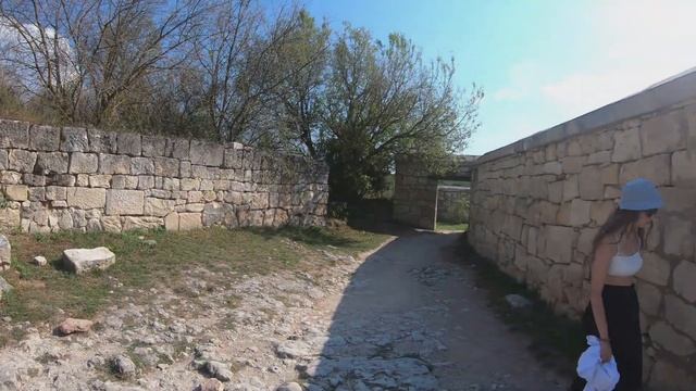 Загадки древних  цивилизаций. Пещерный город Чуфут - Кале.
