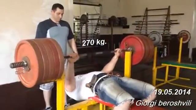 Георгий Берошвили жим лёжа 270 кг на 3 раза RAW,подготовка к БЧ - 2014. смотреть онлайн
