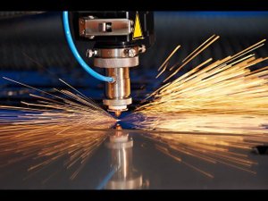 Резка оцинкованного профнастила на лазерном станке HSG HS-Z1390M