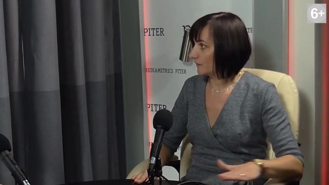 Бизнес на каблуках. Стратегия женского успеха. Деньгами надо управлять, а не служить им смотреть онлайн