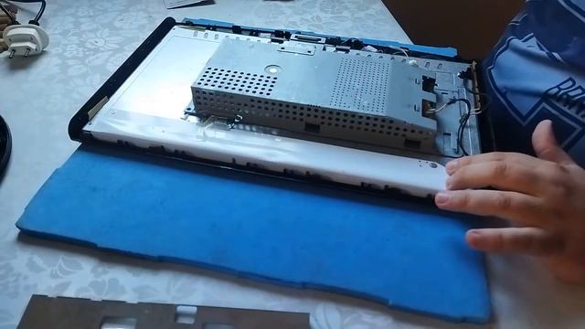 Reparo Samsung SyncMaster 933 смотреть онлайн