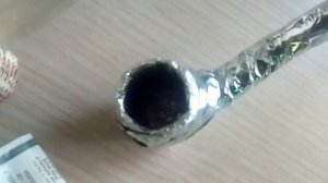 Курительная трубка из фольги и кукурузы))))))