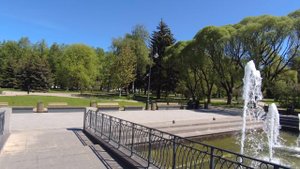 Любашинский сад и Босоногий ангел
