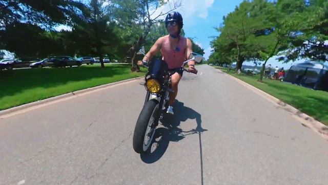 This Bike is INSANELY FAST | Spark Cycleworks Bandit Electric Moped смотреть онлайн