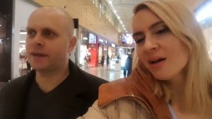 VLOG: РЕЖЕМ ИГРУШКИ. Что Внутри Лизуна и Антистресса. Cutting Open Kid’s Toys \\SWEET FAMILY\\